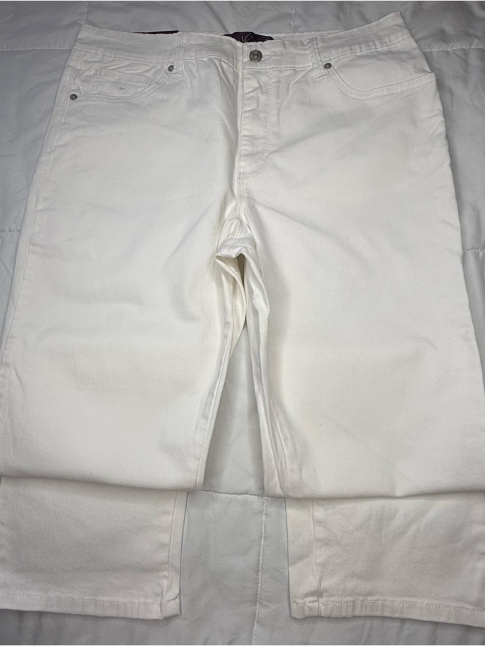 Gloria Vanderbilt White Amanda 2.0 Slim Straight Jeans